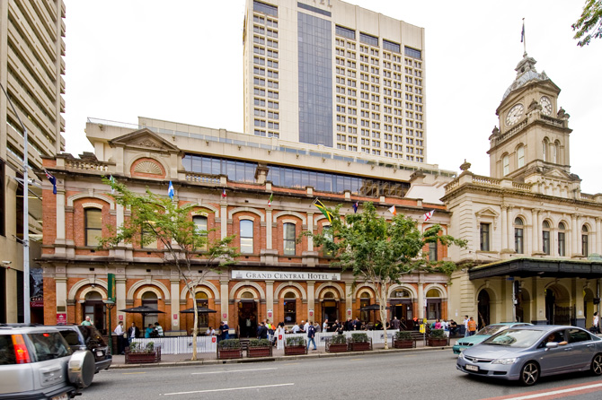 Grand Central Hotel - Image Tour - Queensland Australia