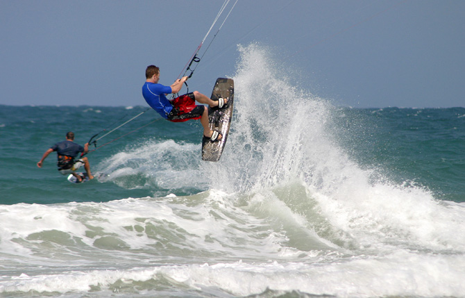Kitesurfing in Caloundra